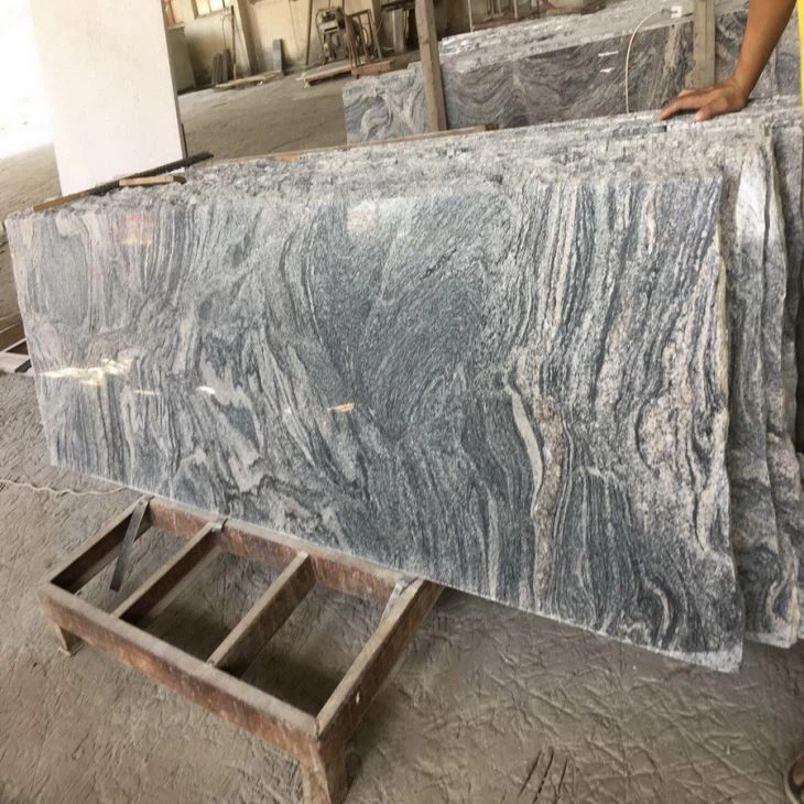 Juparana grey tile