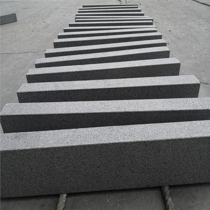 Padang Dark G654 Granite Curbstone