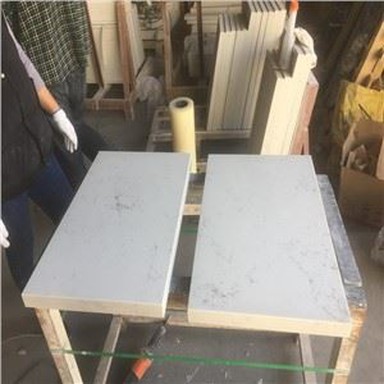 Dessus de quartz blanc de Carrare