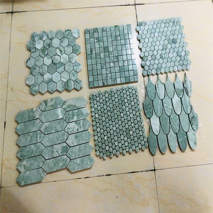 Carreau de mosaïque verte